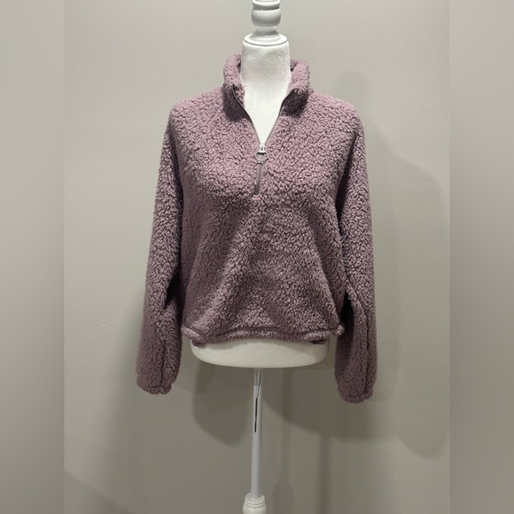 Hollister Women’s 1/4 Zip Fuzzy Purple Hoodie Size Small. - Picture 1 of 6